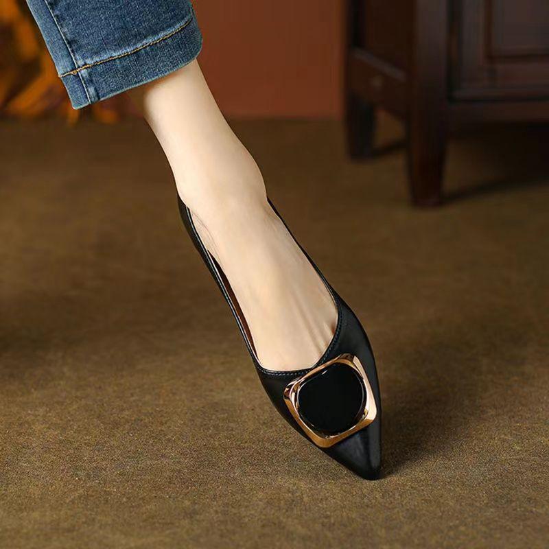 

Модная обувь с острым носком и низким каблуком, элегантные туфли для женщин по акции, весенне-осенние, для отпуска, самые последние модели со скидкой, женские туфли-лодочки 39 размера 34