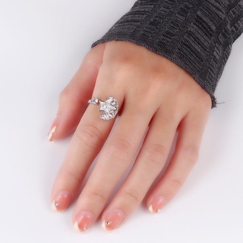 Women's Stress Relief Rotating Star & Moon Ring, Adjustable Fashion Design