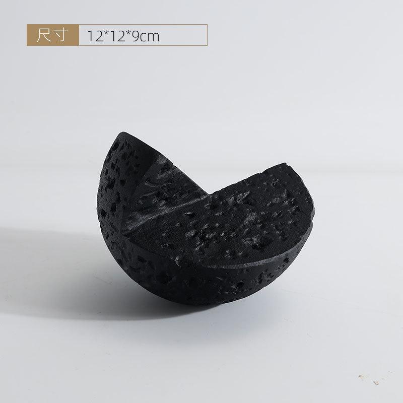

Resin Handicraft Creative Geometric Cut Round Ball Irregular Grooves Meteorite Geometric Sphere Home Decoration Accessories чорний