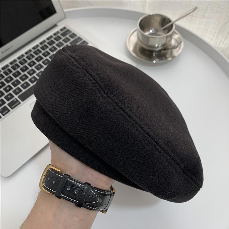 Japanese Retro Woolen Beret Female Face Small Korean Versatile Cartoon Bear Fashionable Temperament Painter Hat