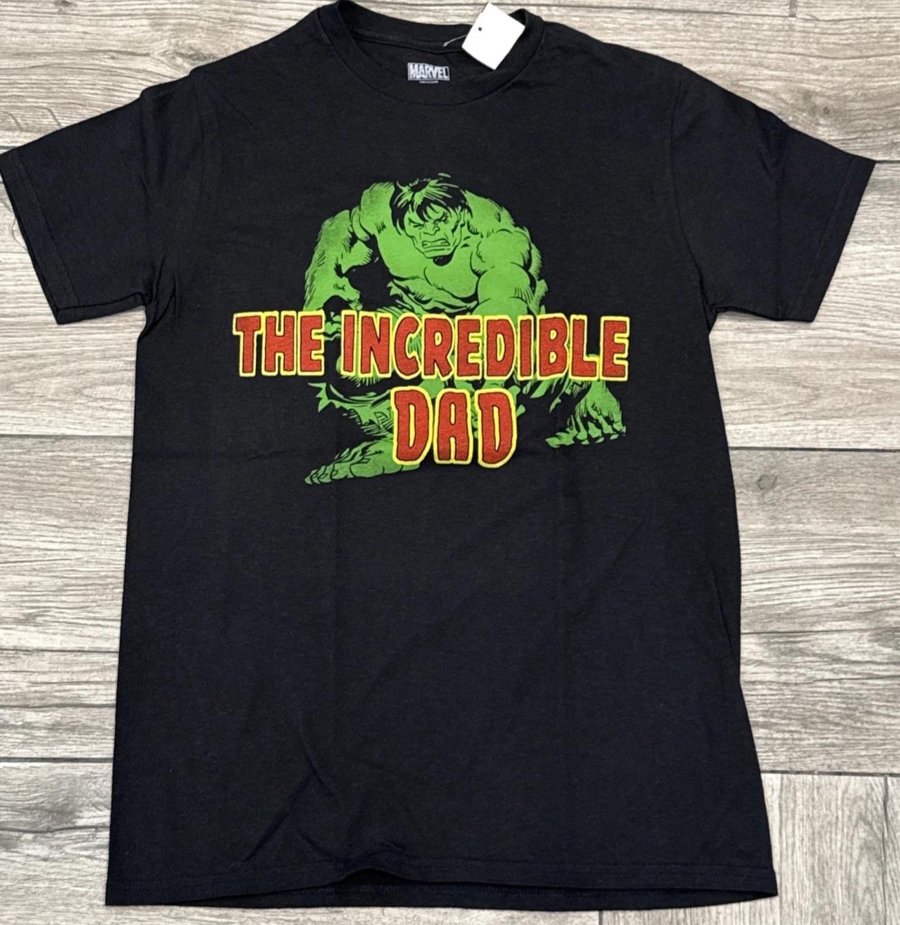 2017 Incredible Dad The Hulk T-Shirt Size Small Licensed DC Comics L