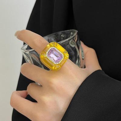 Vintage Zarif Şık Renkli Yüzükler Geometrik İşaret Parmağı Reçine Yüzükler Hafif Lüks Üst Düzey Takı Aksesuarları