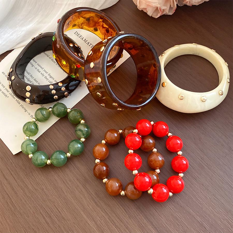 Amber Star Speckle Acrylic Geometric Beaded Bracelet - Elegant and Stylish Design, Light Luxury Hand Accessory