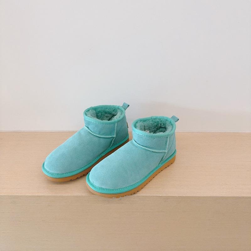 Mi cowhide women`s snow boots velvet