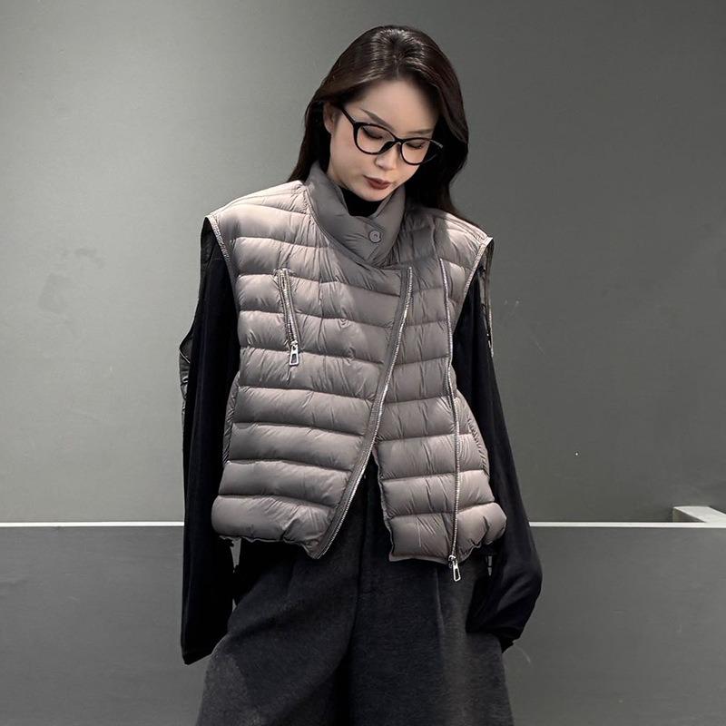 American retro large version white duck down down vest women, winter fashion design sense oblique zipper ribs vest