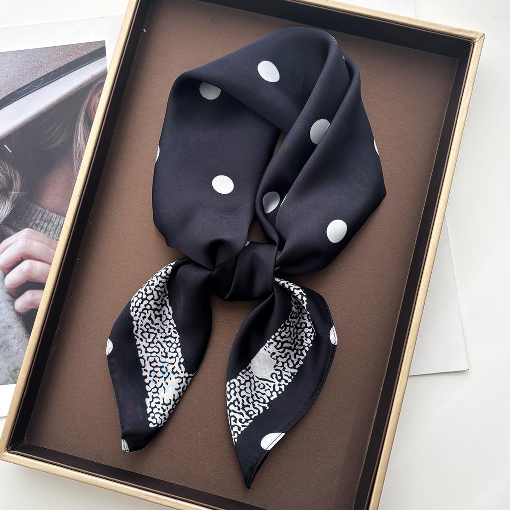 Lady Fashion Paisley Scarf Silk Feeling Square Neckerchief Bandana For Women Shawl Scarves Wrap Head Kerchief Hair Band Ties
