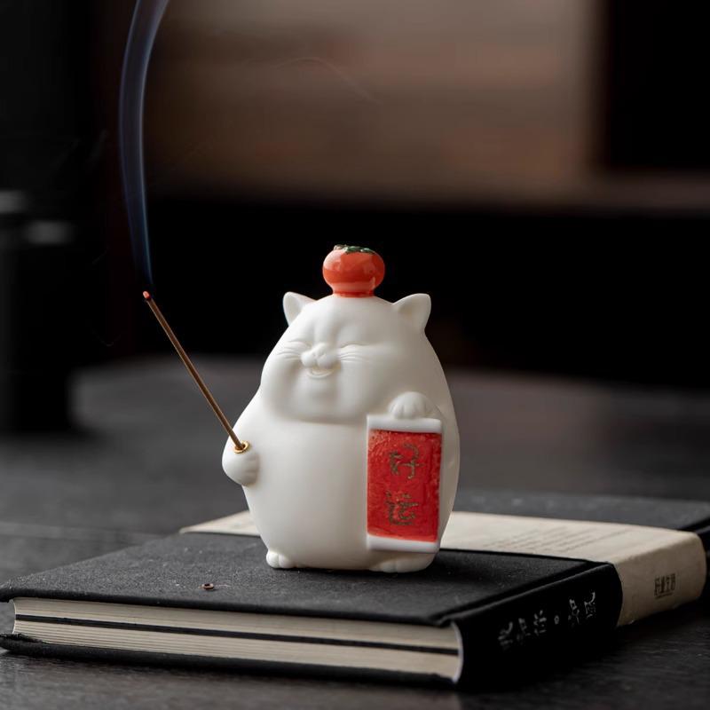 Creative Ceramic Cat Incense Stick Holder & Burner for Home or Office Ceremony.