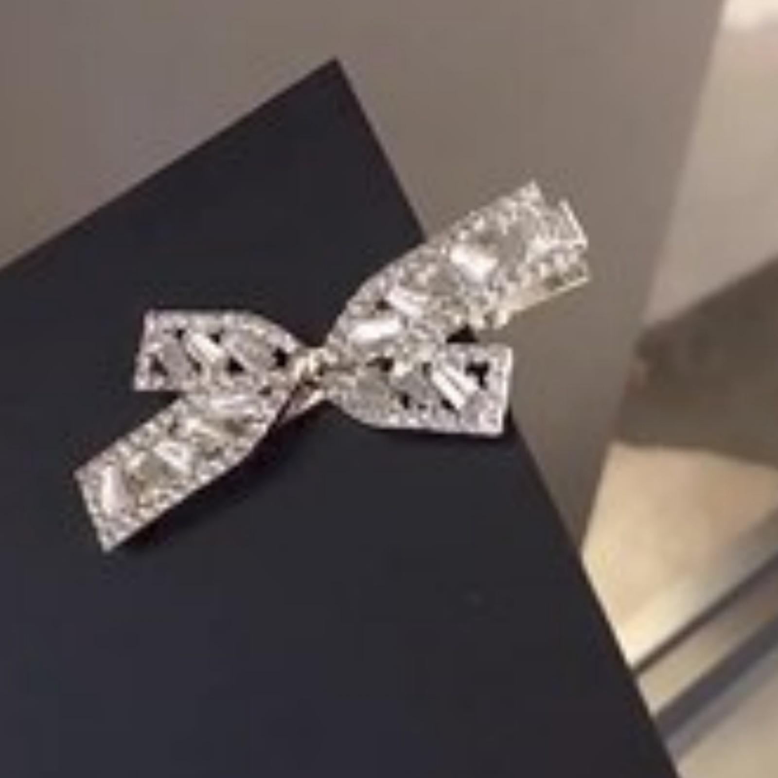 

1 шт. Кристалл Циркониевый сплав Заколка для волос Простая Темпераментная Девичья Заколка для боковых прядей Супер Фея Мори Система Верхняя заколка 1pc