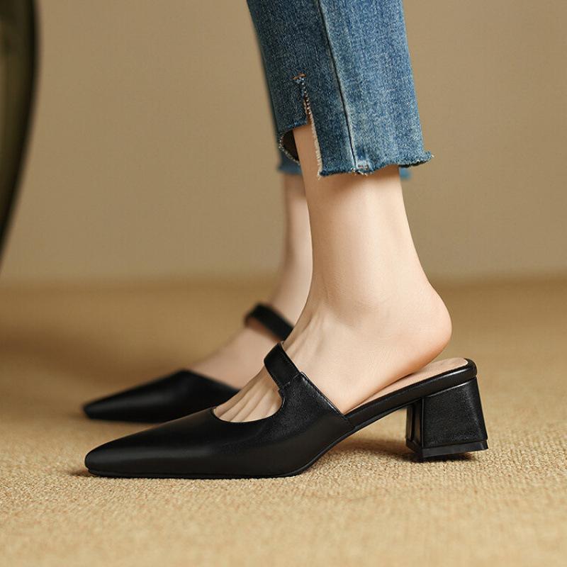 

Летние европейские и американские модные сумки, тапочки с головой, резиновая мягкая подошва, размер, женская обувь, остроносые, новые, закрывающие ногу, женские крутые тапочки 39 чёрный