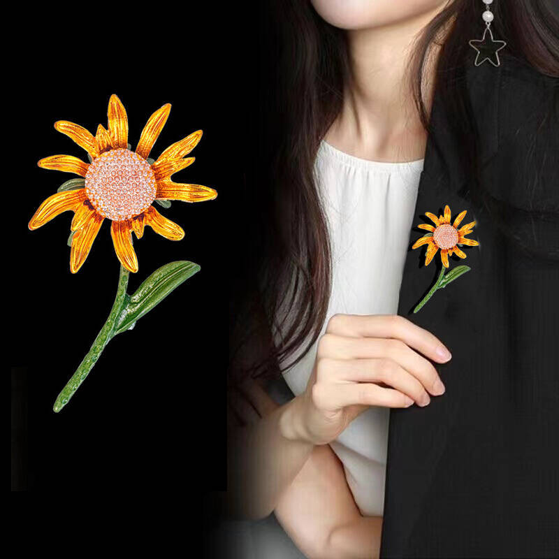 Fashion Elegant Retro Sunflower Brooch Simple Flower Lapel Pin Suit Accessory Gift for Women