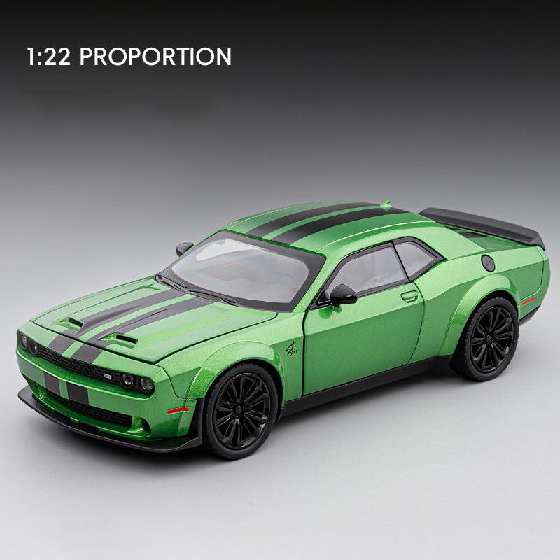 1/24 Dodge Challenger Hellcat Redeye Alloy Muscle Car Model Sound and Light Pull Back Children's Toy Collectibles Birthday Gift