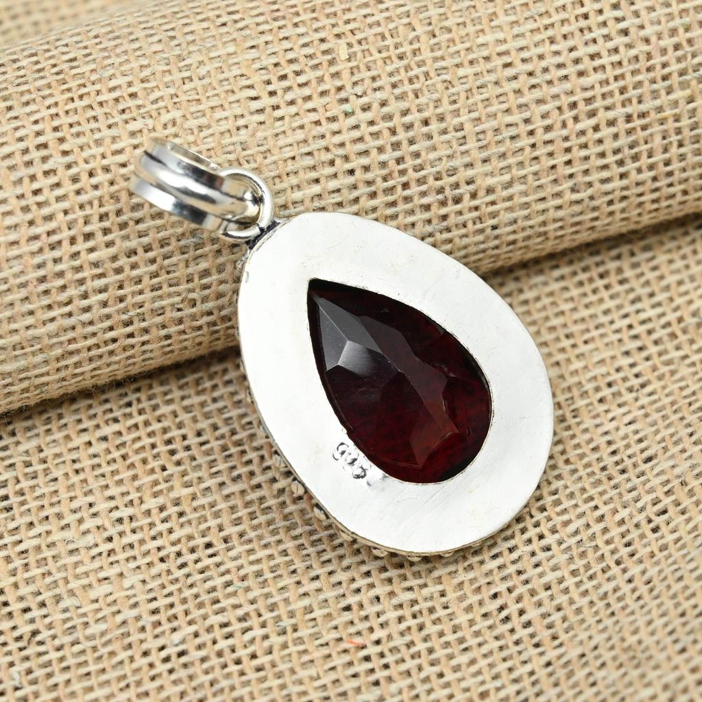Roter Granat-Edelstein, 925er-Sterlingsilber, handgefertigter birnenförmiger Schmuck, Hochzeitsgeschenk-Anhänger