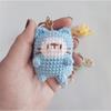 Uncinetto fatto a mano, ciondolo gatto biscotto, piccoli accessori tessuti con filato da tessitura, accessori carini da appendere alla borsa a cartoni animati, con portachiavi, regalo di Natale