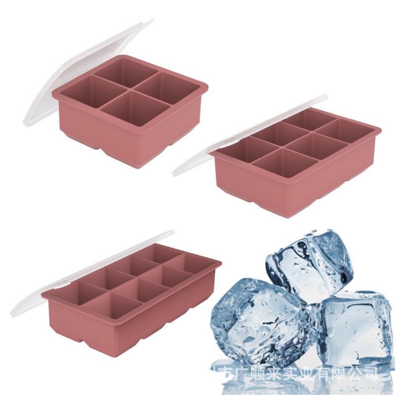 Große Eiswürfelform aus lebensmittelechtem Silikon mit Deckel zur Aufbewahrung & zum Einfrieren von Eiswürfeln