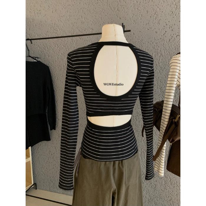 Slimming Cross-Back Women s Yoga Tank Top – Padded, High-End Design for Fitness Large