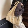 Lazy Style Lightweight Shoulder Bag with Large Capacity, Female Design Sense, Niche Solid Color Commuting Canvas Tote Bag, Hand-held Cloth Bag