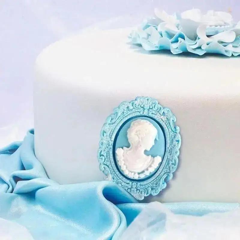 Retro Court Beauty Portrait Oil Painting Style Silicone Mold Cake Decoration Baking Mold Gypsum Resin Decor Fragrance Stone Mold