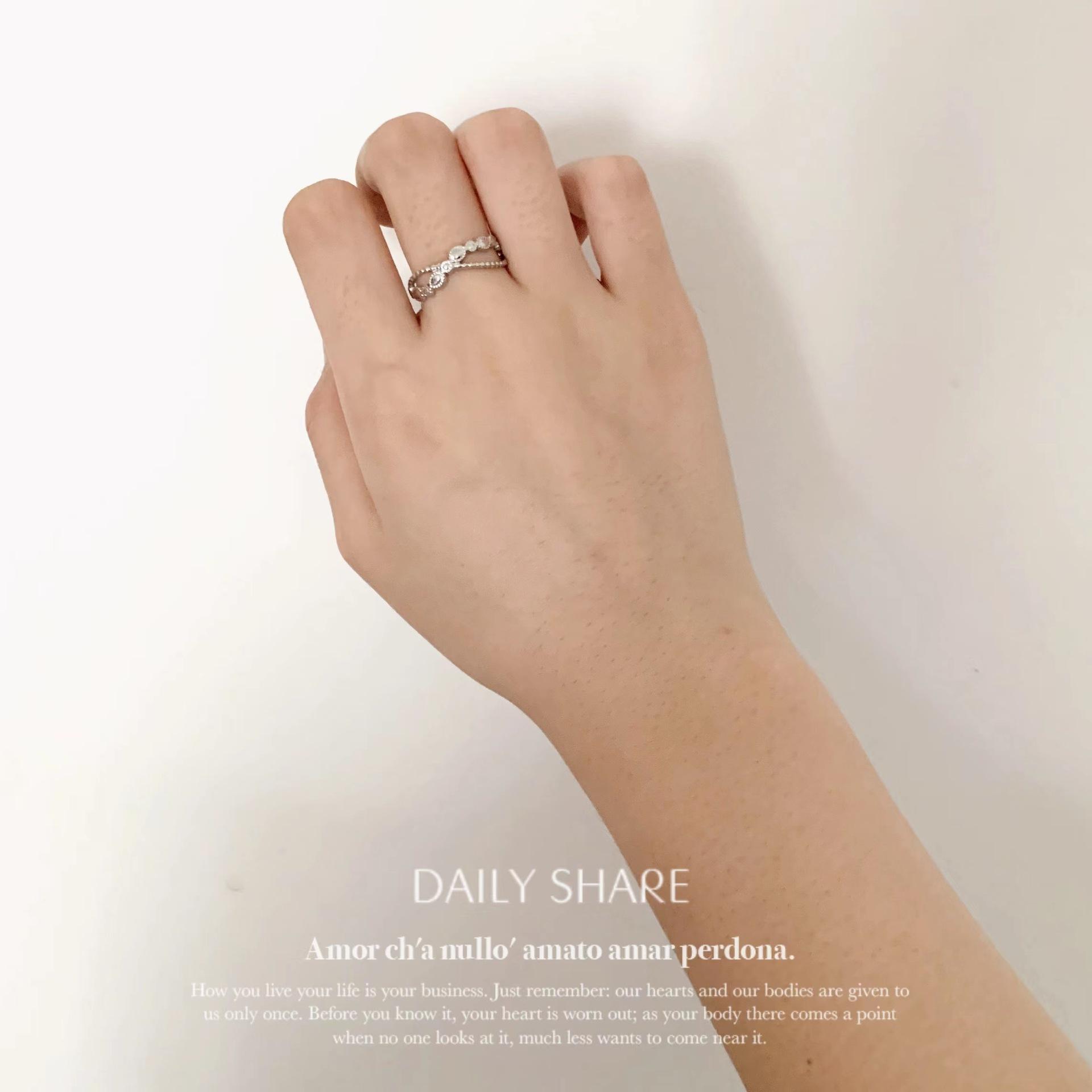 

ins Модное винтажное двухслойное кольцо с гравировкой креста, текстурированное, с бусинами, по краю, титановое стальное, покрытое золотом 18 карат, женское кольцо opening adjustable