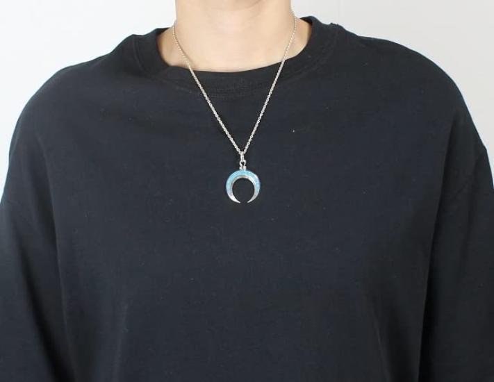 [goodvibrations] Turquoise Nadja Horseshoe Pendant - Good Vibrations - Men's & Women's