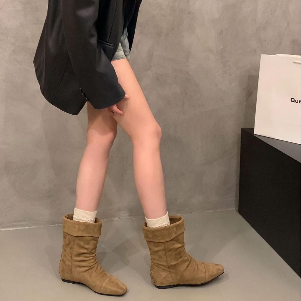 Inner height increase~ retro suede inner height increase Korean short boots women's small square head temperament autumn and winter versatile short