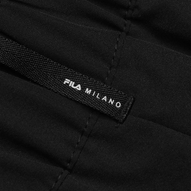 Fila Milano Series Fashion Simple Classic Versatile Comfortable Loose Woven Casual Shorts Men Shorts Black F11M625811FBK