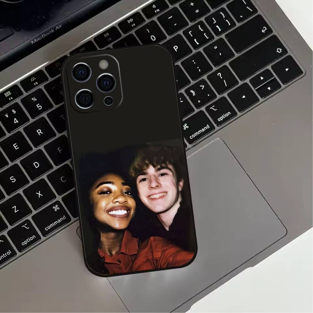 

W-Walker and leah Phone Case For iPhone 17,16,15,14,13,12,11 Plus,Pro Max,XS,Soft Silicone Black Cover iPhone16