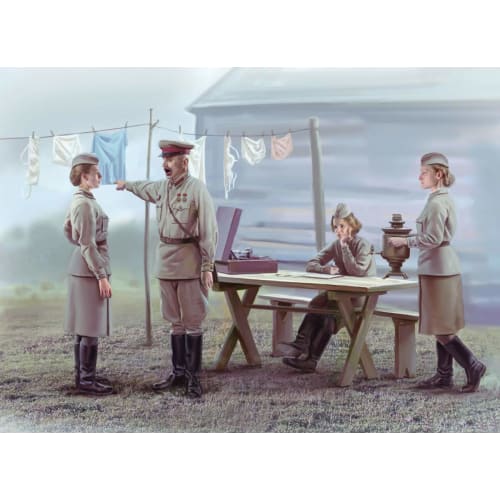 ICM 1/35 Scale Soviet Female Soldier Resting Set (1939-1942) Plastic Model Kit 35621