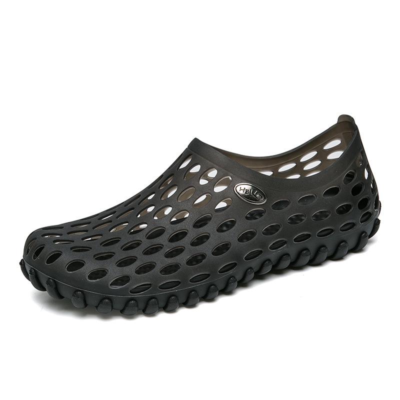 Men s Summer Closed-Toe Breathable Hole Shoes for Beach and Wading 35