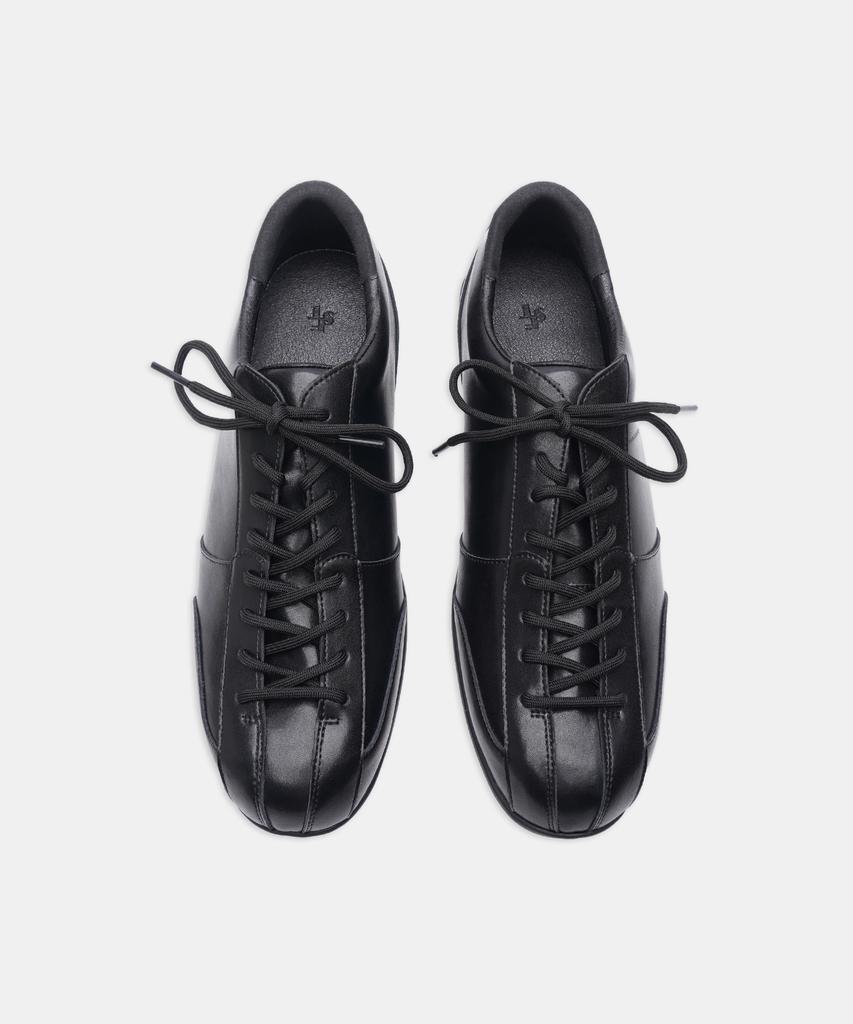 6Ft Arc Sneakers (Black)