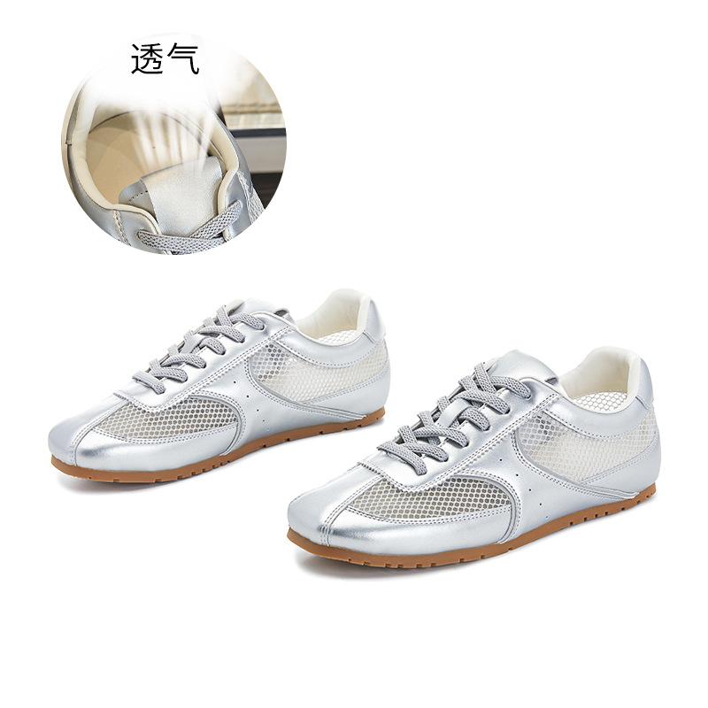 Leather Women's Autumn New Flat-bottomed Sports Shoes Women's Casual Versatile Shoes Children's Solid Color Women's Shoes Trend