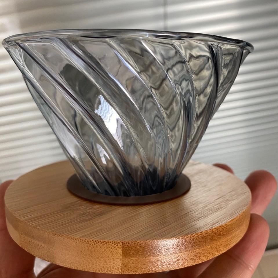 High borosilicate glass coffee pot funnel V60 spiral pattern filter cup High temperature resistant glass drip coffee filter Single