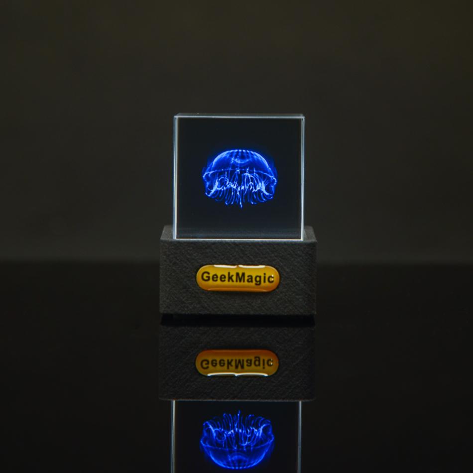 GeekMagic GIFTV Crystal Holographic Desktop Decoration Smart Weather Station Digital Clock with GIF Animations