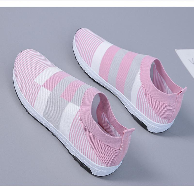 New Summer 2024 Women's shoes Round Toe Flat Vulcanized Shoes Women Breathable Casual Shoes Striped Walking Shoes Women Sneakers
