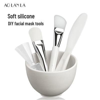 Trattamenti viso – Spatole e pennelli maschera viso