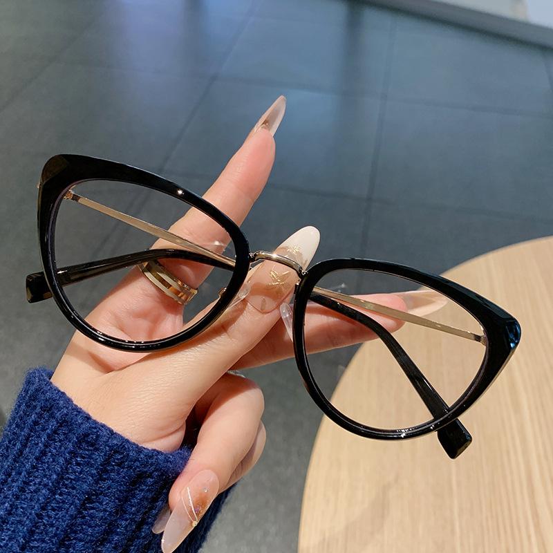 New Fashionable Anti-Blue Light Cat-Eye Women Glasses Frame Natural And Slimming Metal Frame 6004