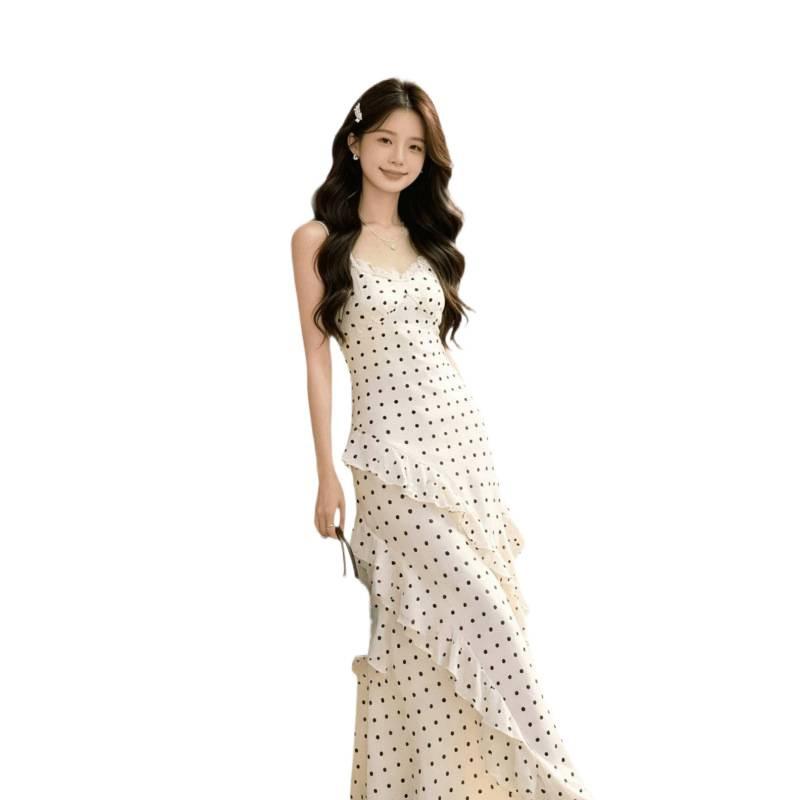 Polka Dot Dress Women's Early Summer Good-looking French Suspender Long Dress, Don't Pinch the Waist Small Skirt