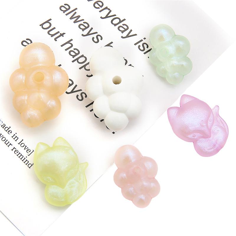 Bracelet Fait Main Perles Acrylique Illusion Nuages Renard Perles à Trou Droit Cordons pour Bracelet Collier Perles Libres Accessoires de Bijouterie DIY Faits Main
