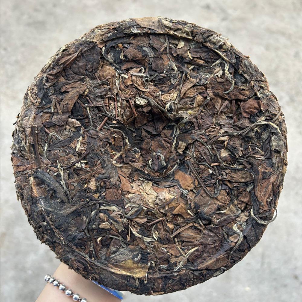 Fuding old white tea, alpine old white tea Gongmei Shoumei sun-dried tea 350g white tea cake wholesale in bulk