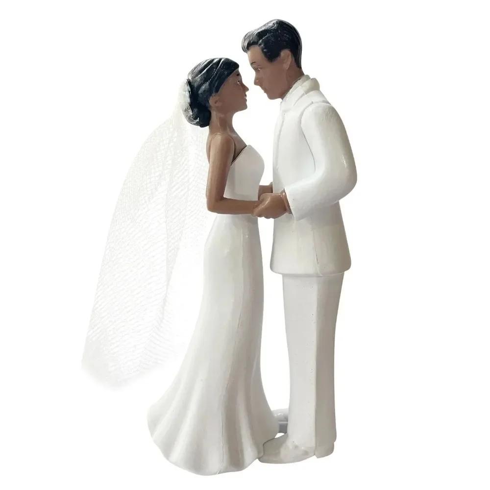 Anniversary Decoration Couple Wedding Cake Topper Elegant White/Black Cake Toppers Dolls PVC Creative Bride & Groom Figurines