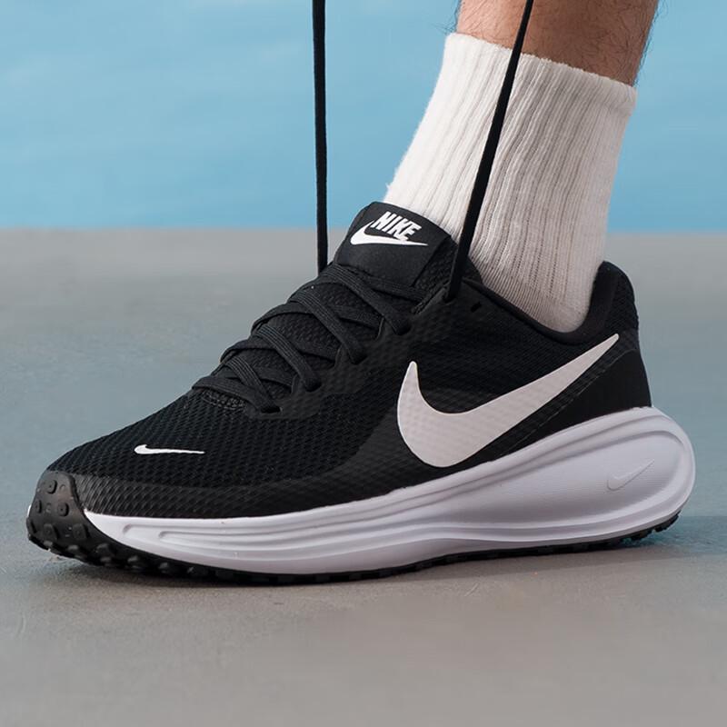 Nike Men s Revolution 87/24 Running Shoes 7.5