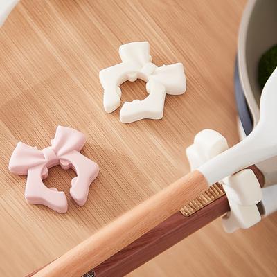 Mutfak Eşyaları – Kaşık ve Tencere Kapağı İçin Aparat