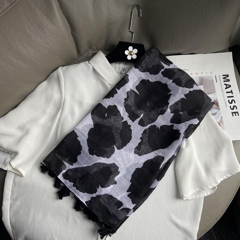 New Luxury Brand Lovely Floral Tassel Cotton Viscose Shawl Scarf Lady High Quality Soft Wrap Pashmina Stole Bufanda Muslim Hijab