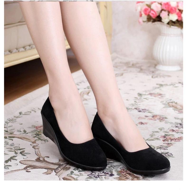 Old Beijing cloth shoes women's shoes wedge heels work shoes high heels professional shoes black cloth shoes factory price one piece