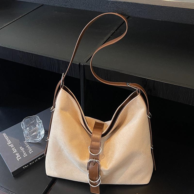 Fashion Popular Tote Bag Women 2025 New Retro Large Capacity Commuter Shoulder Bag Commuter Crossbody Bag