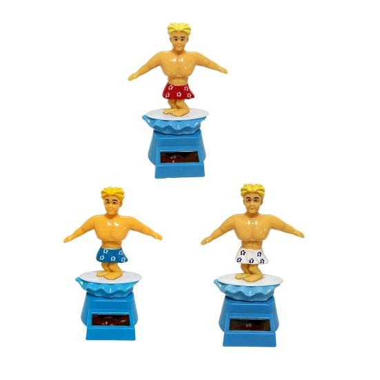 Surfer Boy Solcellsdriven Bil Nickleksak, Tecknad Bobblehead för Instrumentbräda, Automatisk Gungande Skakande Figur för Kontor