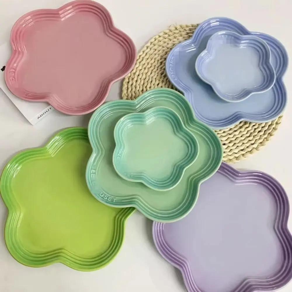 Piatto Piccolo in Ceramica Fiori di Pruno Multiuso 14cm Ciotole Rialzate per Animali Domestici Colore Solido Multicolore Ciotola per Cibo Gatti