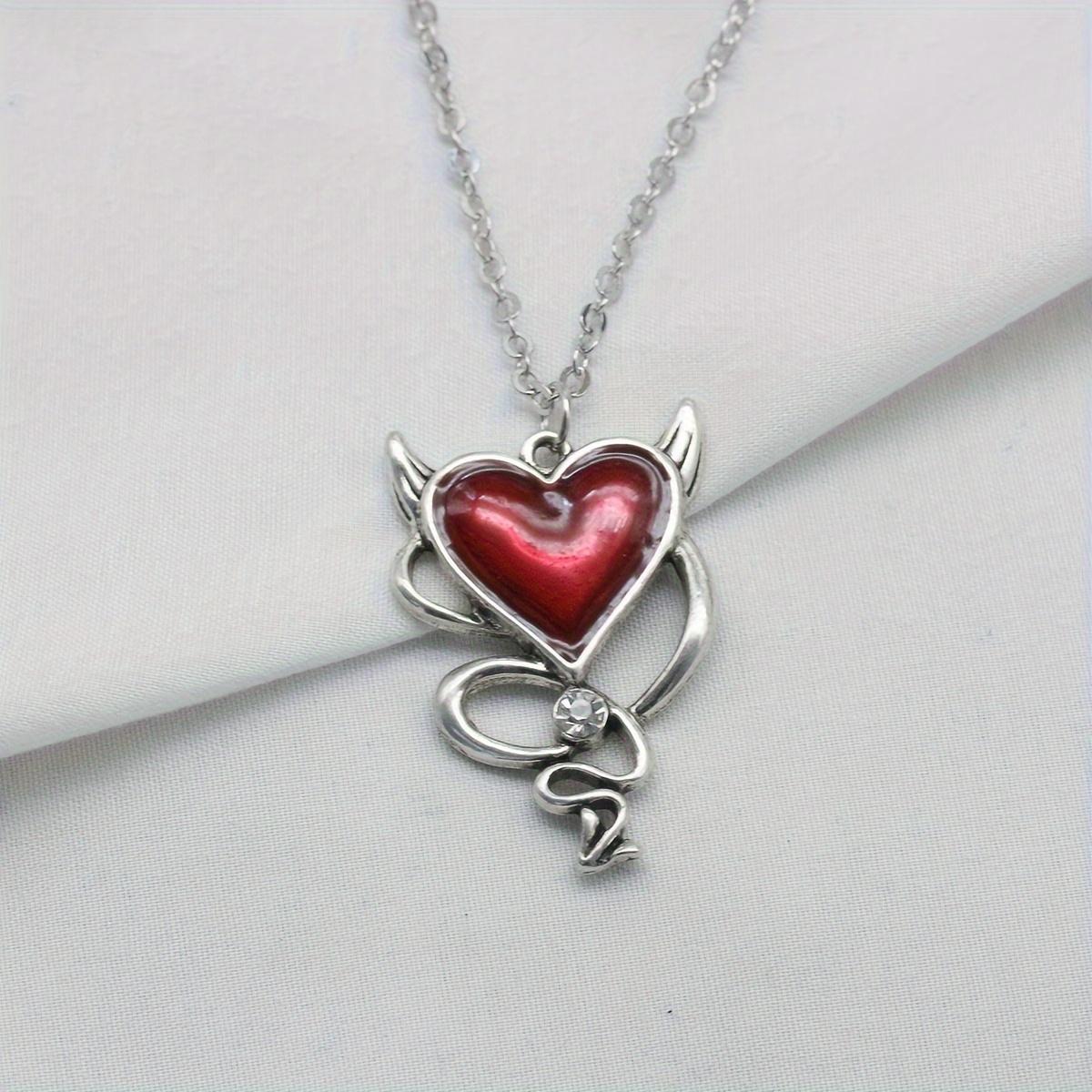 Ожерелье с подвеской в форме сердца в готическом стиле — фото 2