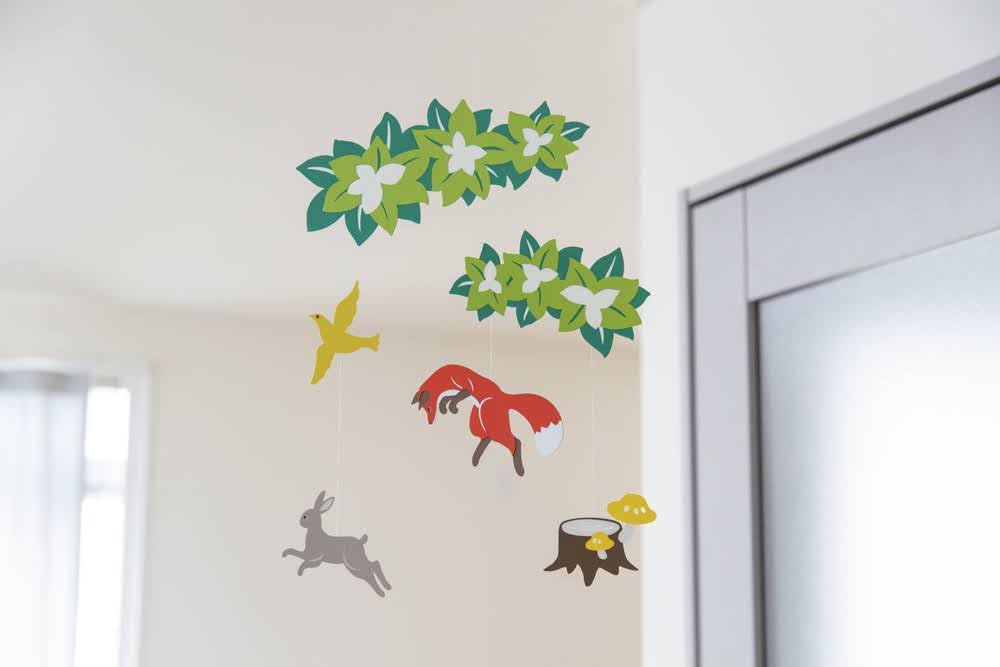 Mobile "Forest Path - Animal Trail" Gift, Adult Interior, W35cm x H42cm, Mobile Brand Born in Japan