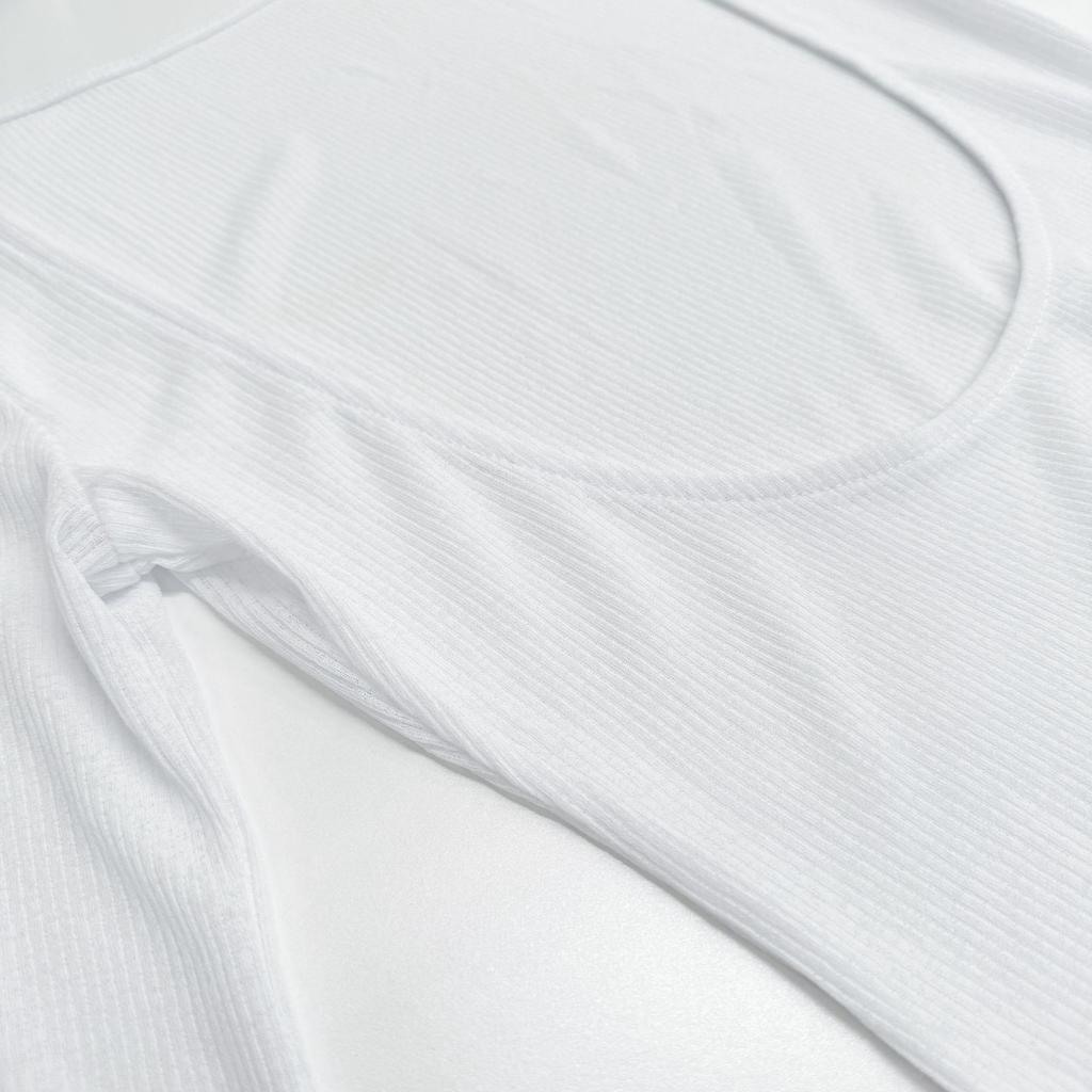 Hot Style Elegant Long Sleeve Sexy Backless Beach Sun Protection Long Dress for Women Summer Vacation Style High-end Feel