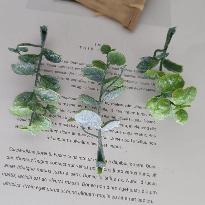 5pcs Mini Branches Stamen DIY Wreath Decorative Accessories Artificial Flower Leaves Grass Christmas Party Decoration Fake Plant